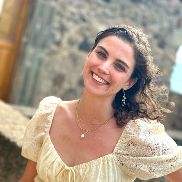 Meet your Posher, Marissa - Picture 1 of 1